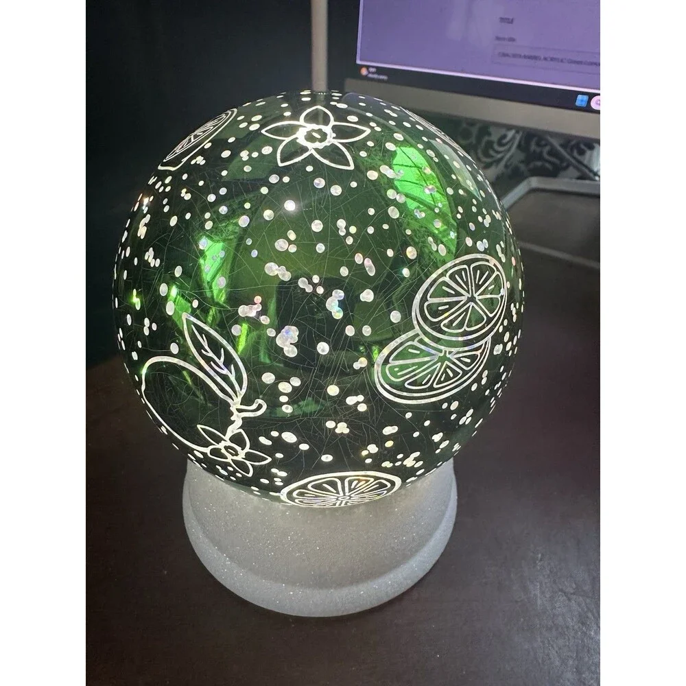 Cracker Barrel Acrylic Green Lemons Foiled Glitter Globe in Box tested and works